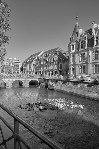 Quimper   |   24  /  28    |